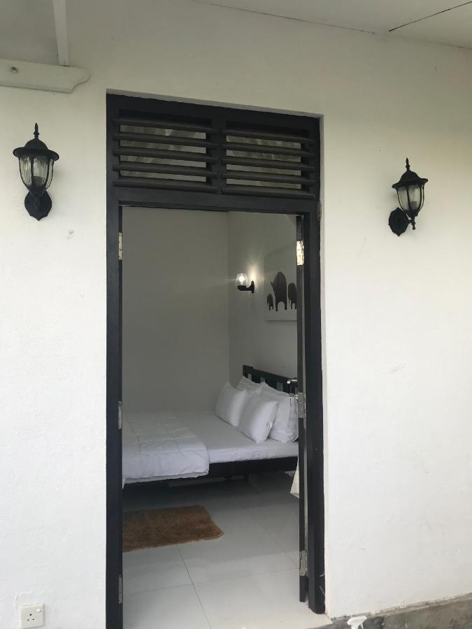 Sun & Fun Hikkaduwa Hotel Ngoại thất bức ảnh