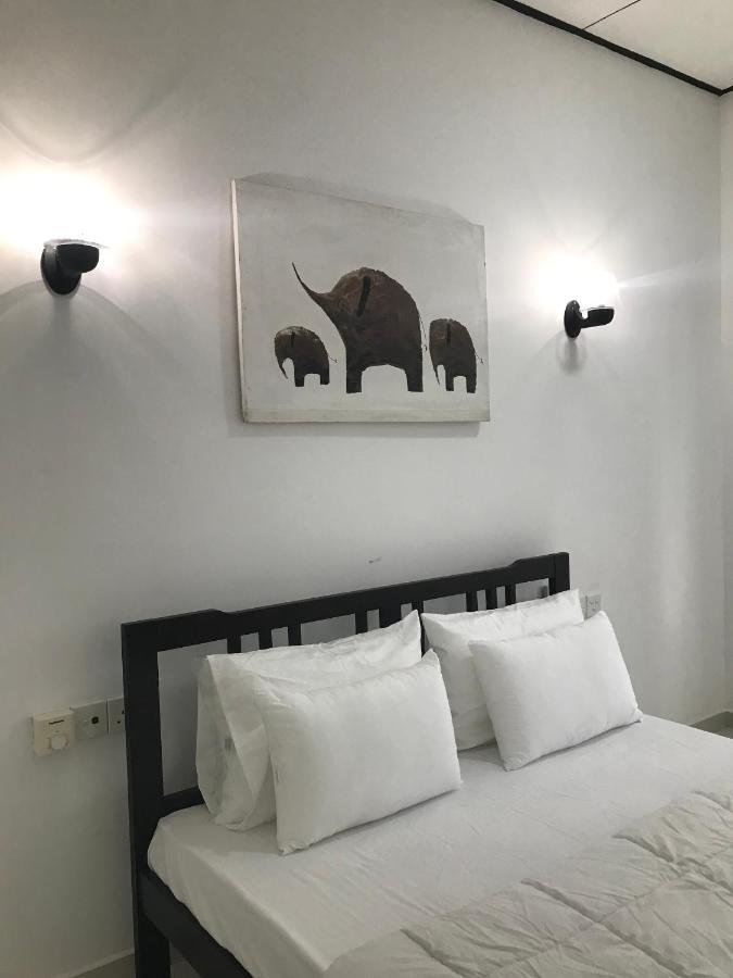 Sun & Fun Hikkaduwa Hotel Ngoại thất bức ảnh